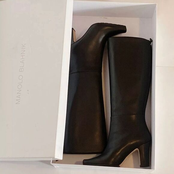 Manolo Blahnik Cantuna Square-toe Leather Boots size 37.5 - Picture 7 of 11
